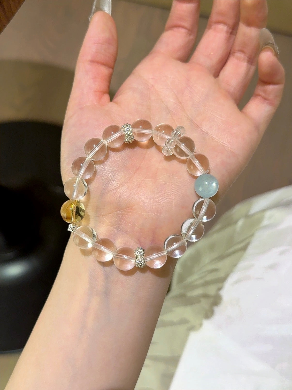 ▫️▪️ White crystal aquamarine yellow tower crystal bracelet